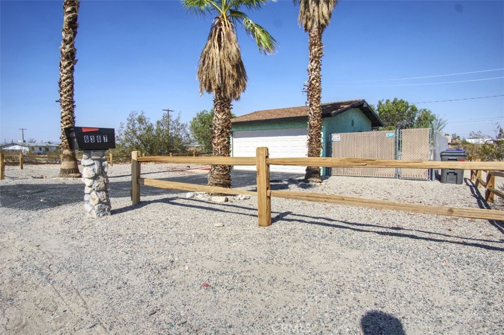 Here's the Deal!
A great 3 bedroom 2 bath home in walking distance to the downtown shops and restaurants!
the Owner has installed new dual pane windows, new water heater, new air conditioner, tile floors in kitchen, hall and Livingroom, full house water filtration system and automatic water leak detection system, wifi cameras for security, new laundry facilities and recently replaced septic tank.
This home is ready for you to move in and chill out, or a great location for a short term rental/vacation home!