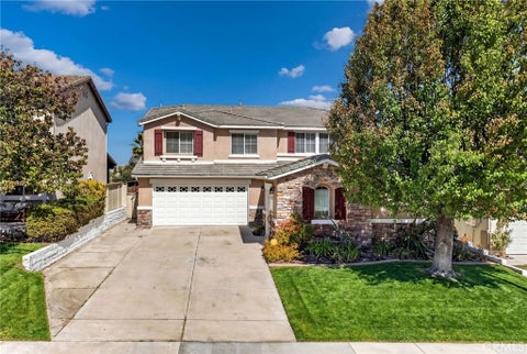 Tiny photo for 33650 Abbey Road, Temecula, CA 92592 (MLS # SW26114551)
