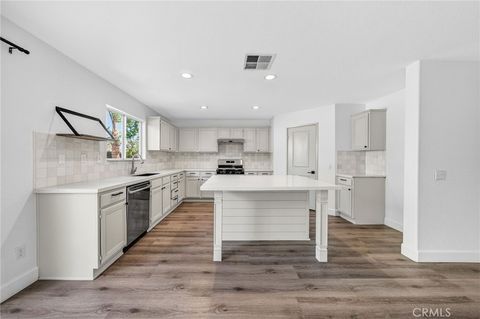 Tiny photo for 33650 Abbey Road, Temecula, CA 92592 (MLS # SW26114551)