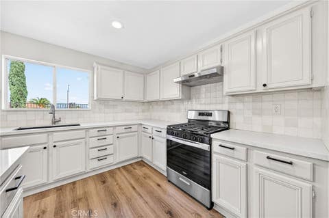 Tiny photo for 33650 Abbey Road, Temecula, CA 92592 (MLS # SW26114551)