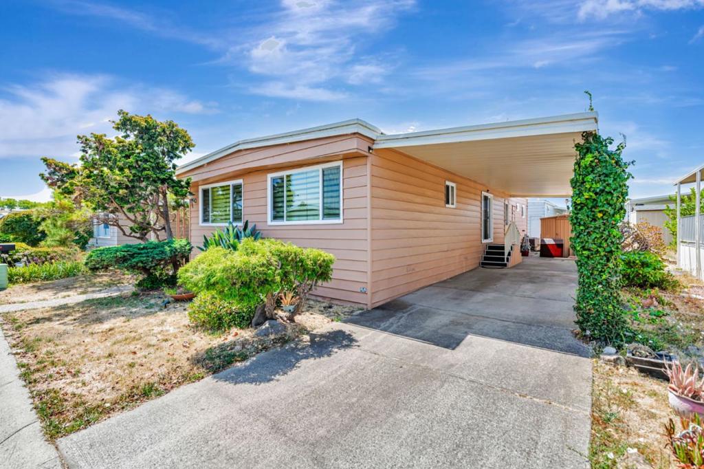 264 Santa Susana
