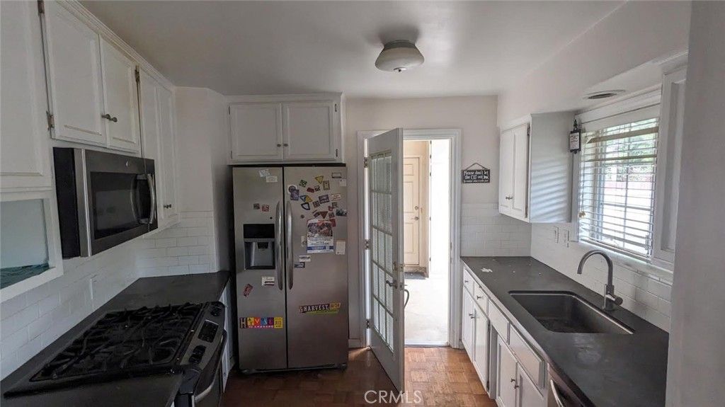 Photo of 112 N Center Street, Redlands, CA 92373 (MLS # IG25244519)