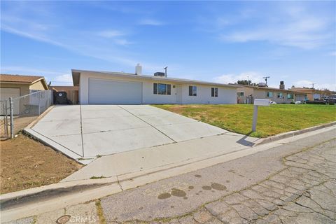 Photo of 14961 S Culver Rd Rd, Victorville, CA 92394 (MLS # IV26045495)