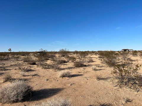 Photo of 0 Sunburst Avenue, Joshua Tree, CA 92252 (MLS # 219143048DA)