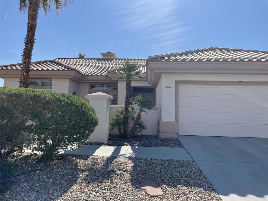 A fabulously remodeled Lennox model with wall removed between kitchen and living room. New flooring, surfaces, baseboards and upgraded walls. New paint. A great unit for the most discerning Snowbirds with private pool and spa on a corner lot. Only available Oct 2025 thru Jan 2026