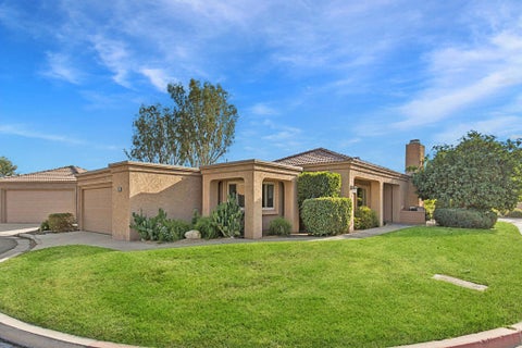 Photo of 44239 Venice Court, Palm Desert, CA 92260 (MLS # 219152348DA)