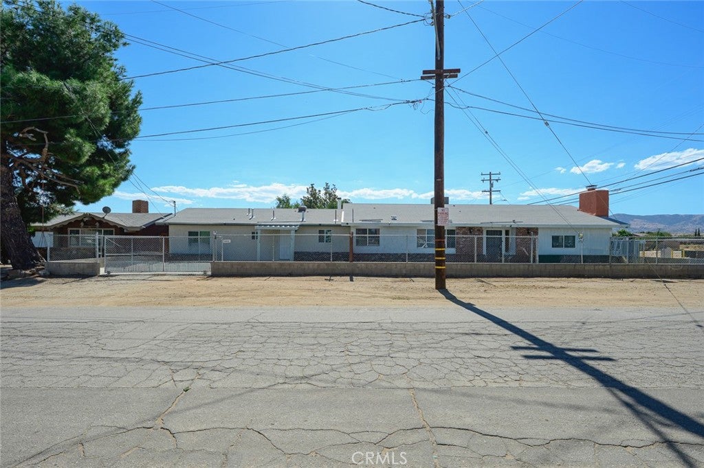 1204 E Avenue Q4