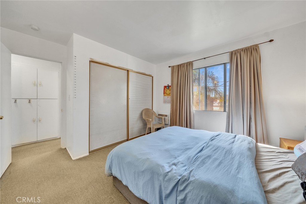 3000 Vineland Ave 10