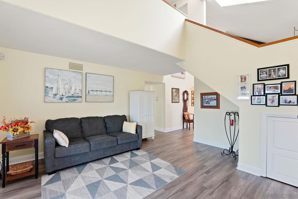 San Carlos - Residential