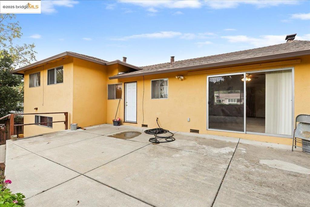 OAKLAND - Residential