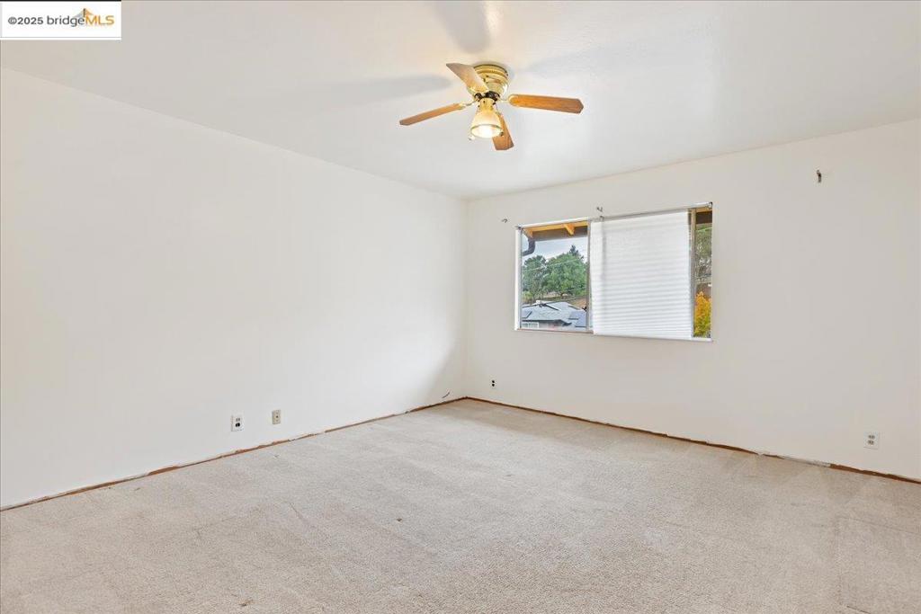 OAKLAND - Residential