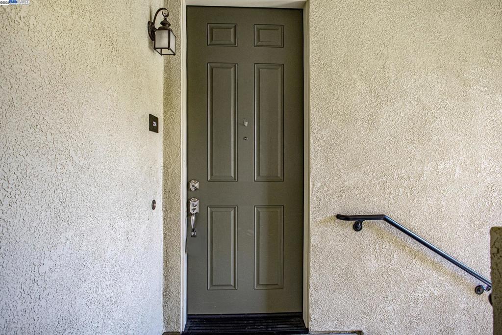 4704 NORRIS CANYON RD 206