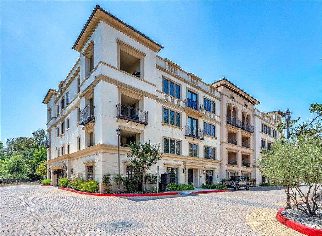 23500 Park Sorrento E-22