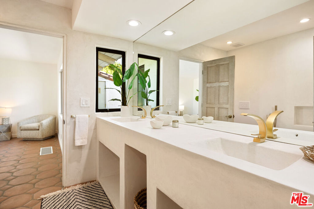 Old Las Palmas - Residential