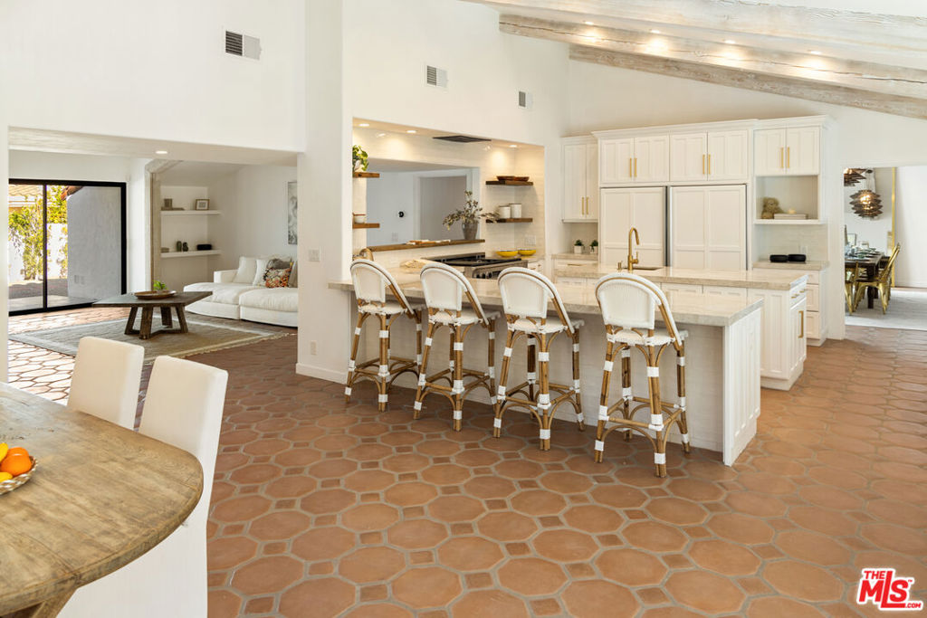 Old Las Palmas - Residential