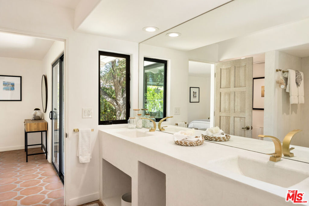 Old Las Palmas - Residential