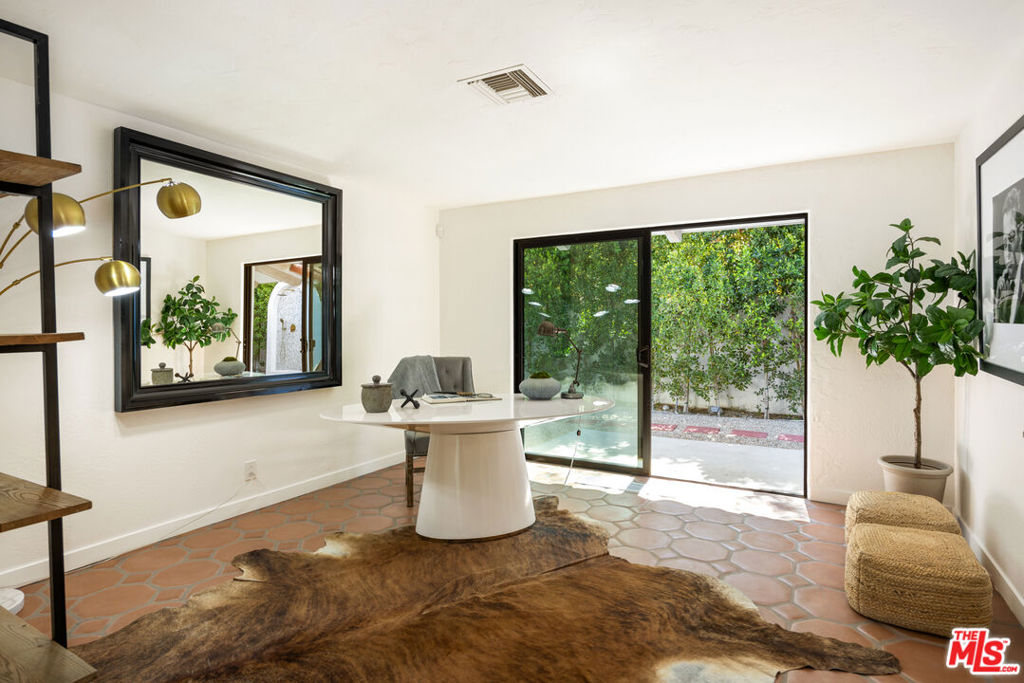 Old Las Palmas - Residential