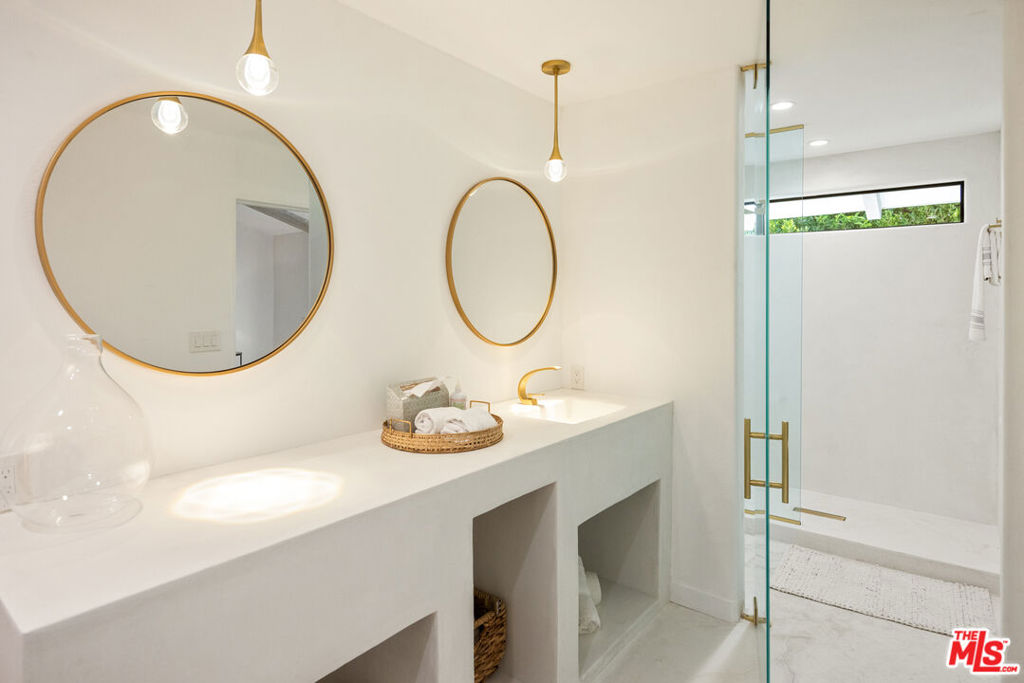 Old Las Palmas - Residential