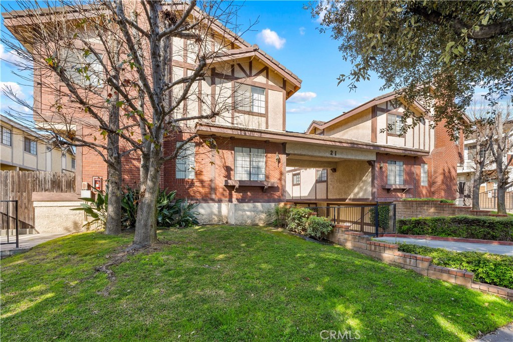 21 California Street H