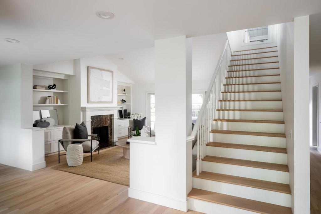 526 Pinecrest Drive