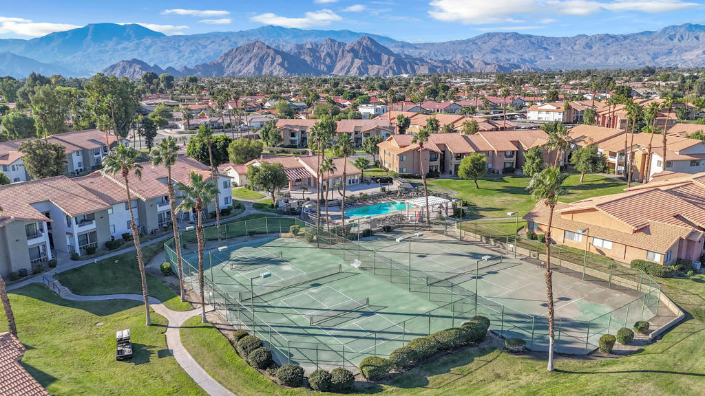 78650 Avenue 42 1609