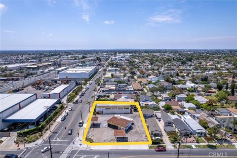1805 W 5th Street Santa Ana CA 92703
