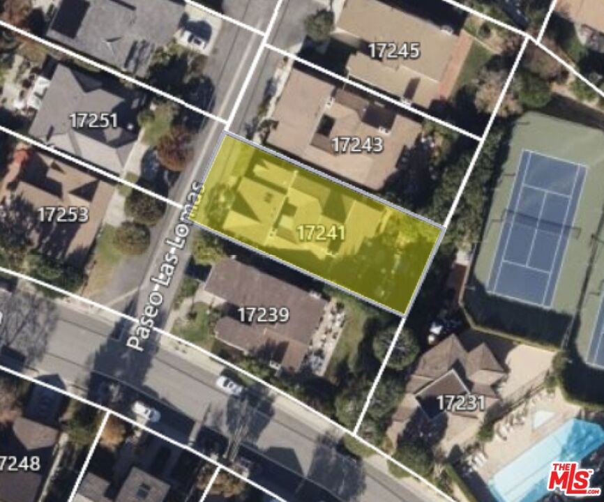 Photo of 17241 Avenida De La Herradura, Pacific Palisades, CA 90272 (MLS # 26992729)