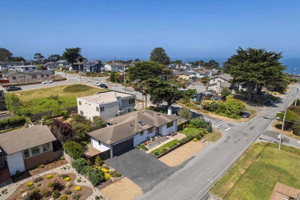 Properties 2 300 4th Street