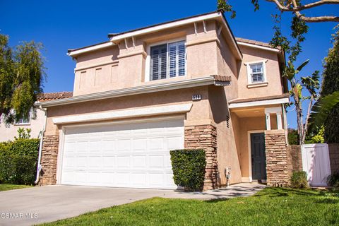 Photo of 528 Yarrow Drive, Simi Valley, CA 93065 (MLS # 226002126)