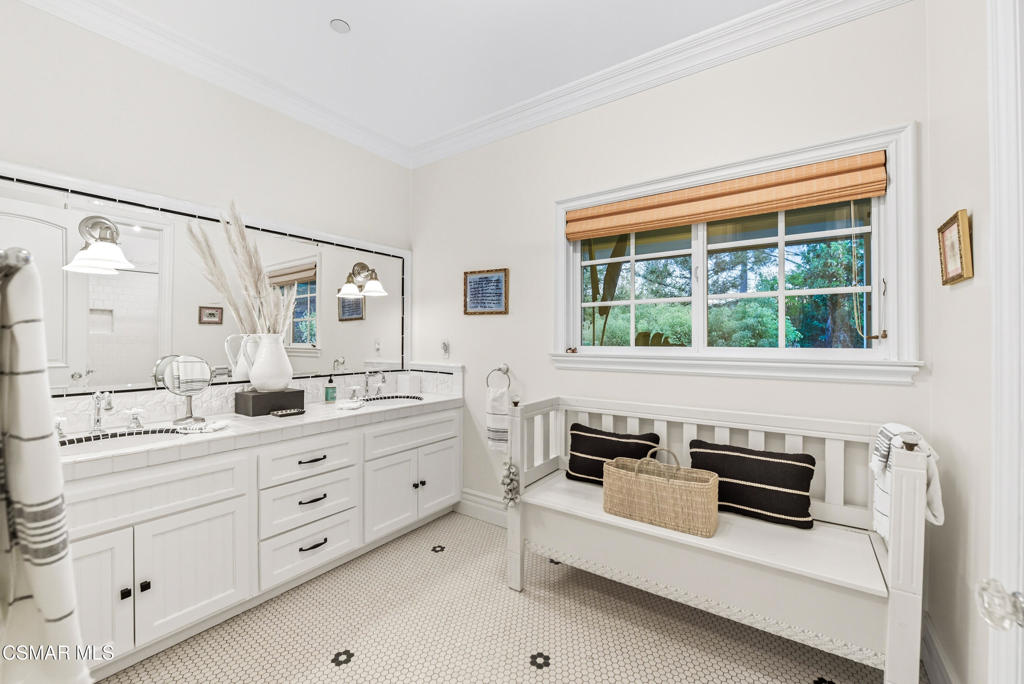 Medea Valley Estates-887 - 887 - Residential