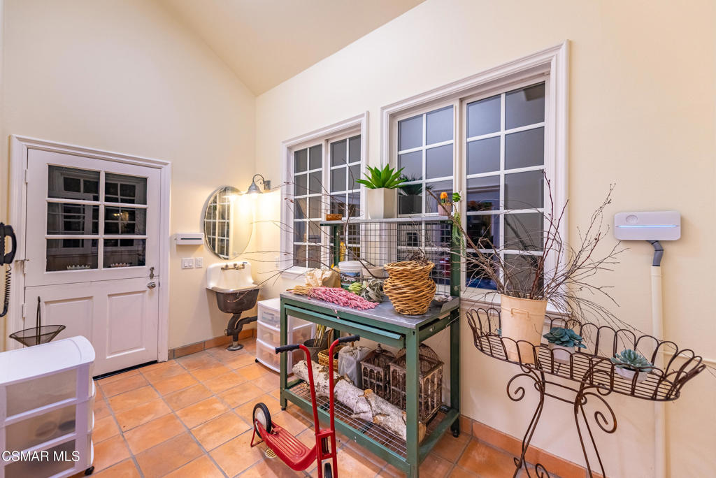 Medea Valley Estates-887 - 887 - Residential