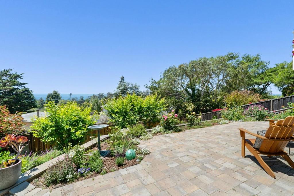 442 Vista Del Mar Drive