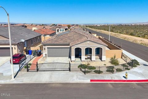 Photo of 11992 Olivine Road, Victorville, CA 92392 (MLS # P1-25888)