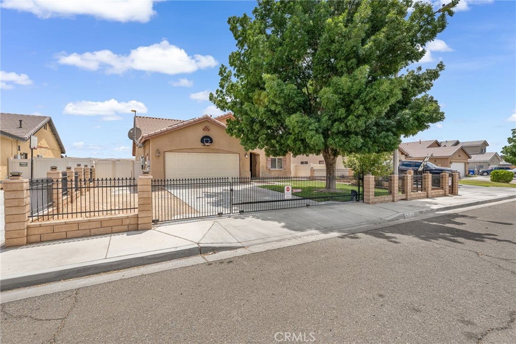 2158 Sierra Linda