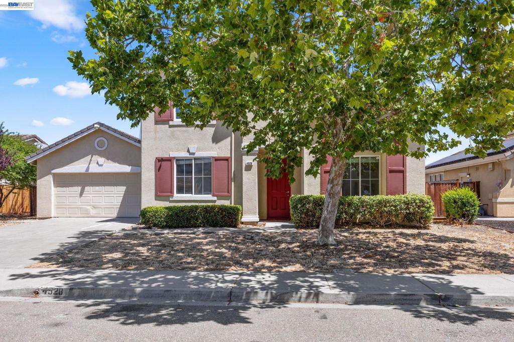 4528 Wagon Trail Way