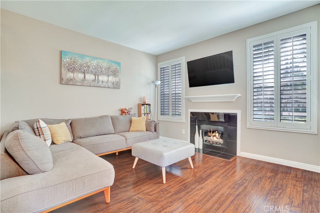 234 Gallery Way