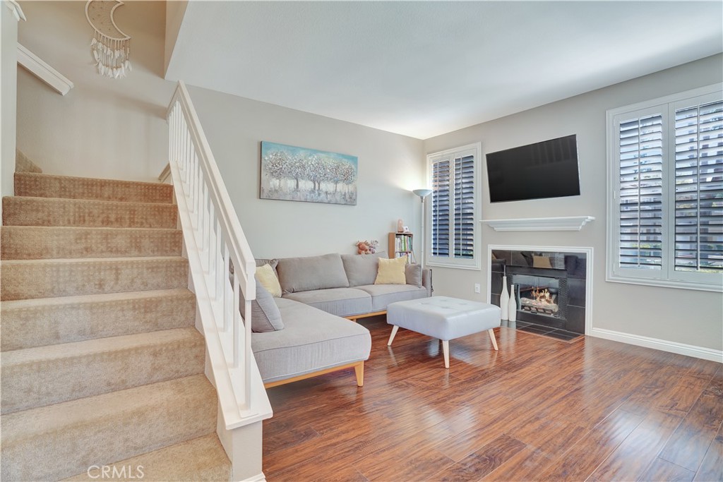 234 Gallery Way