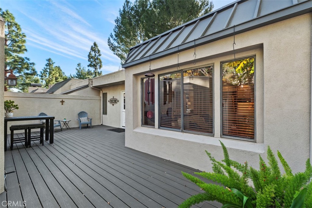 27712 Turnberry