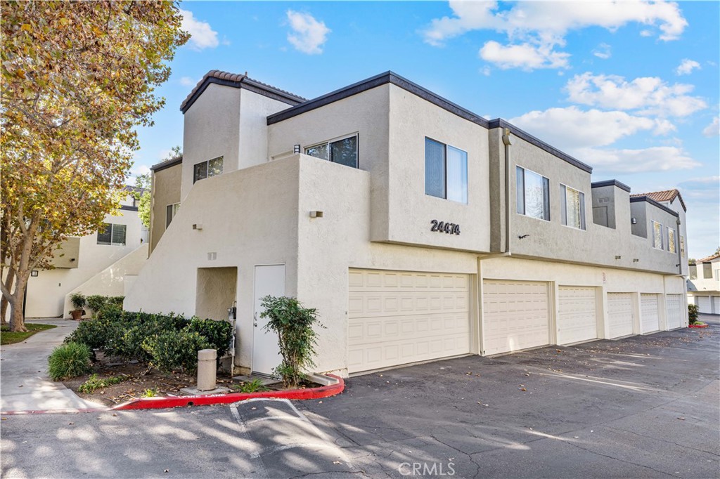 The Vistas (VAVI) - Residential