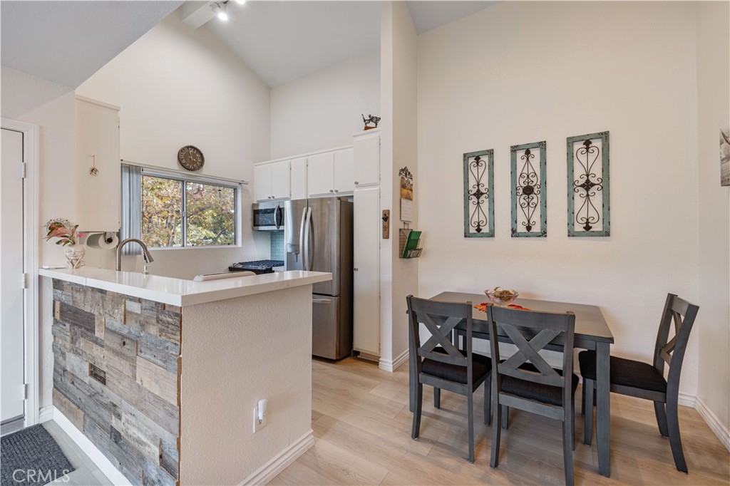 The Vistas (VAVI) - Residential