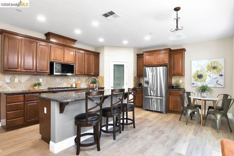 Tiny photo for 2973 2973 Blumen Ave Ave, Brentwood, CA 94513 (MLS # 41125233)