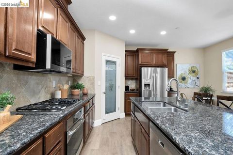 Tiny photo for 2973 2973 Blumen Ave Ave, Brentwood, CA 94513 (MLS # 41125233)