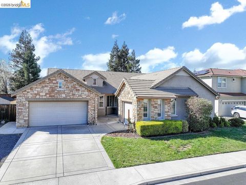 Tiny photo for 2973 2973 Blumen Ave Ave, Brentwood, CA 94513 (MLS # 41125233)