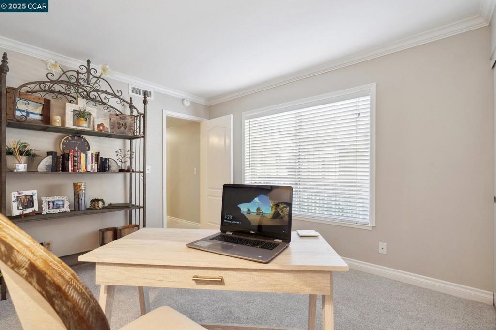 ROSSMOOR - Residential