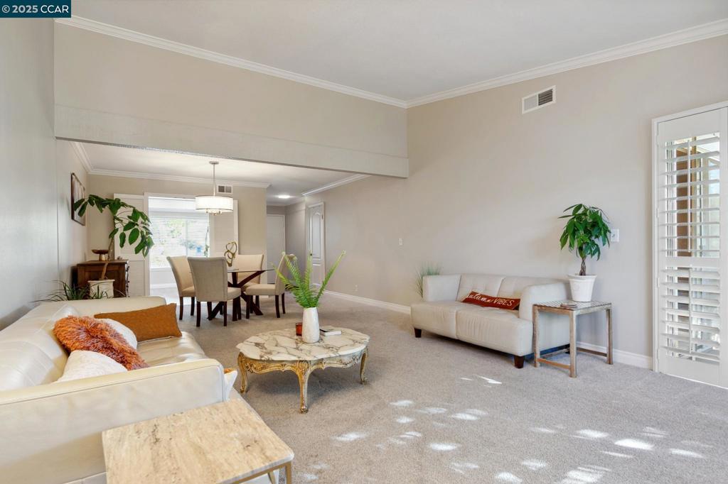 ROSSMOOR - Residential