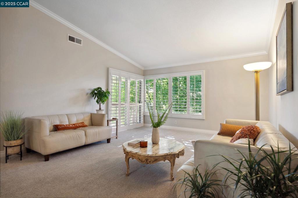 ROSSMOOR - Residential