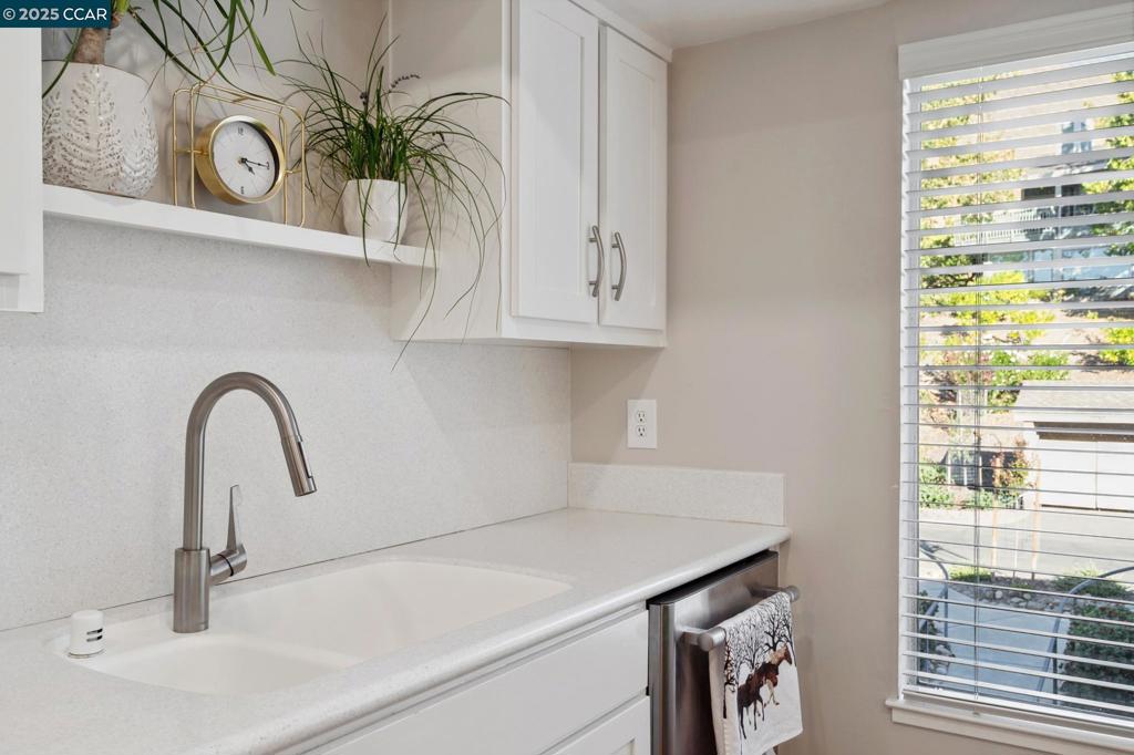 ROSSMOOR - Residential