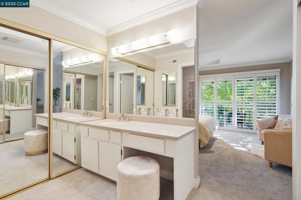 ROSSMOOR - Residential