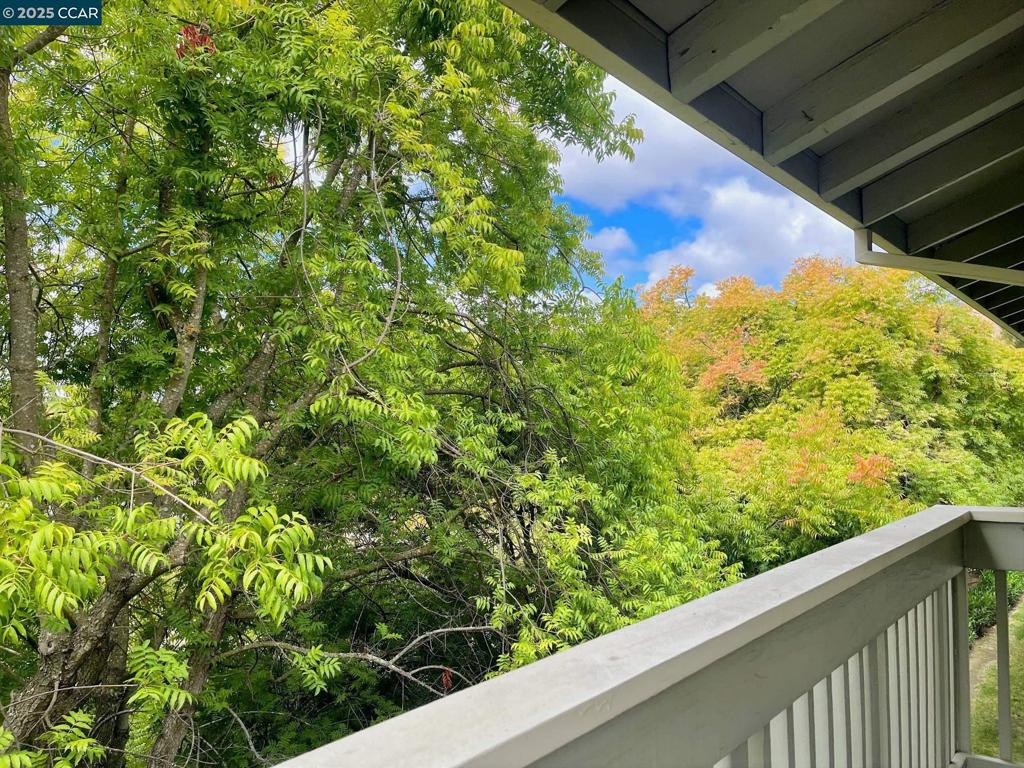 ROSSMOOR - Residential