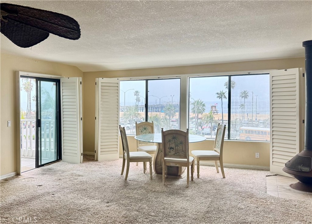 600 E Oceanfront 3 B
